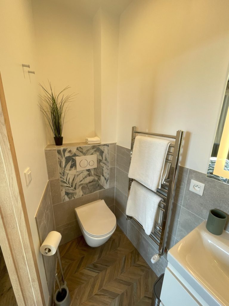 28 brelevenez flat for rent in lannion